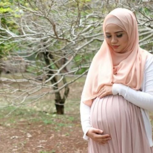 Hukum Ibu Hamil Berpuasa Ramadhan Sebulan Penuh 