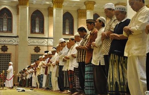Bolehkah Anak Hasil Zina Menjadi Imam Shalat Jamaah