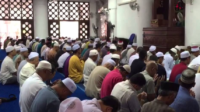 Khutbah Shalat Jum'at Dengan Shalawat Menggunakan Dhomir