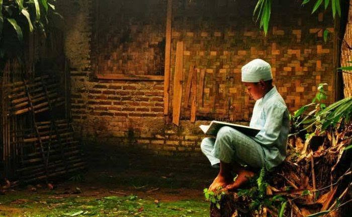 Membaca Al-Qur'an Tanpa Niat Tetap Berpahala?