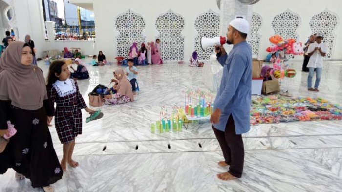 Hukum Jual Beli di dalam Masjid