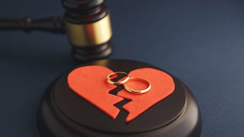 Hukum Menceraikan Istri Karena Sudah Lama Menikah Belum Dikaruniai Anak