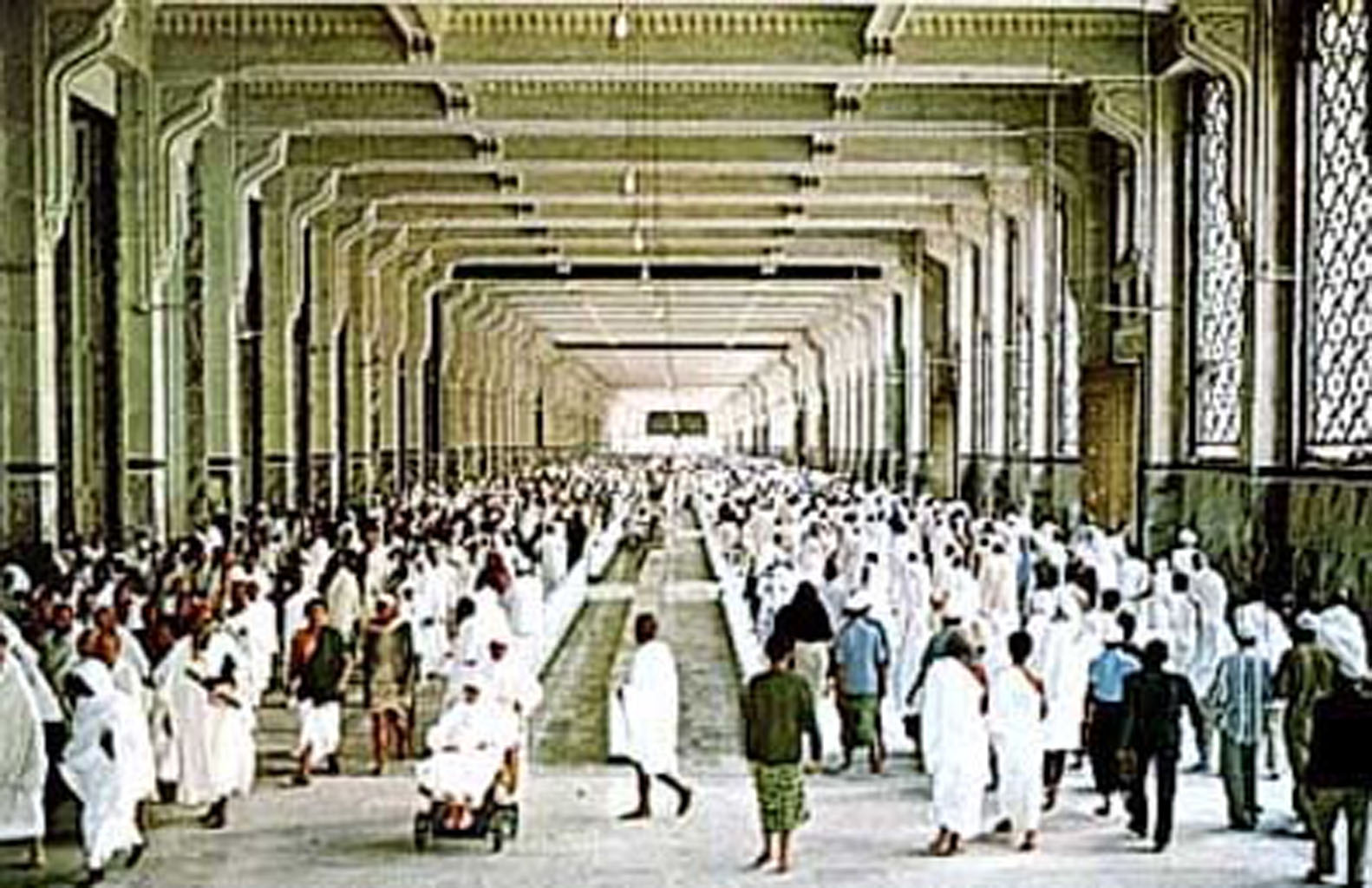 Mewakilkan Ibadah Sa'i Saat Haji, Bagaimana Hukumnya?