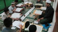 Hukum Belajar Al Qur'an Pada Guru Tanpa Bersanad Kepada Rasulullah