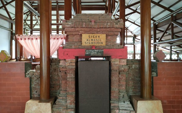 Kisah Makam Pangeran Mekah di Kediri Jawa Timur